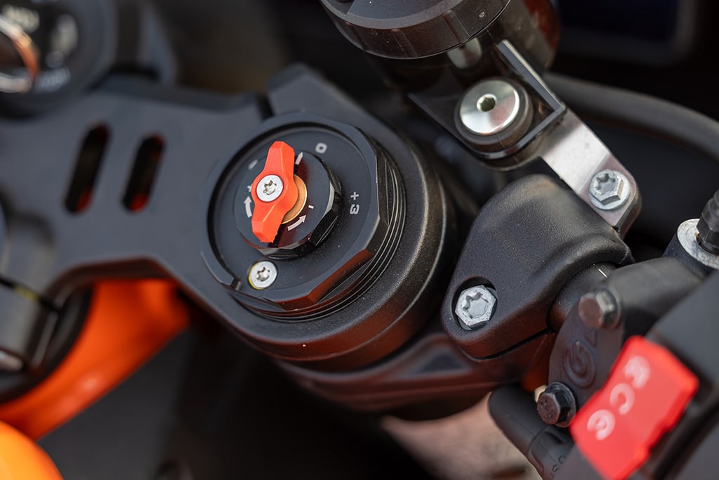 KTM 2026 990 RC R