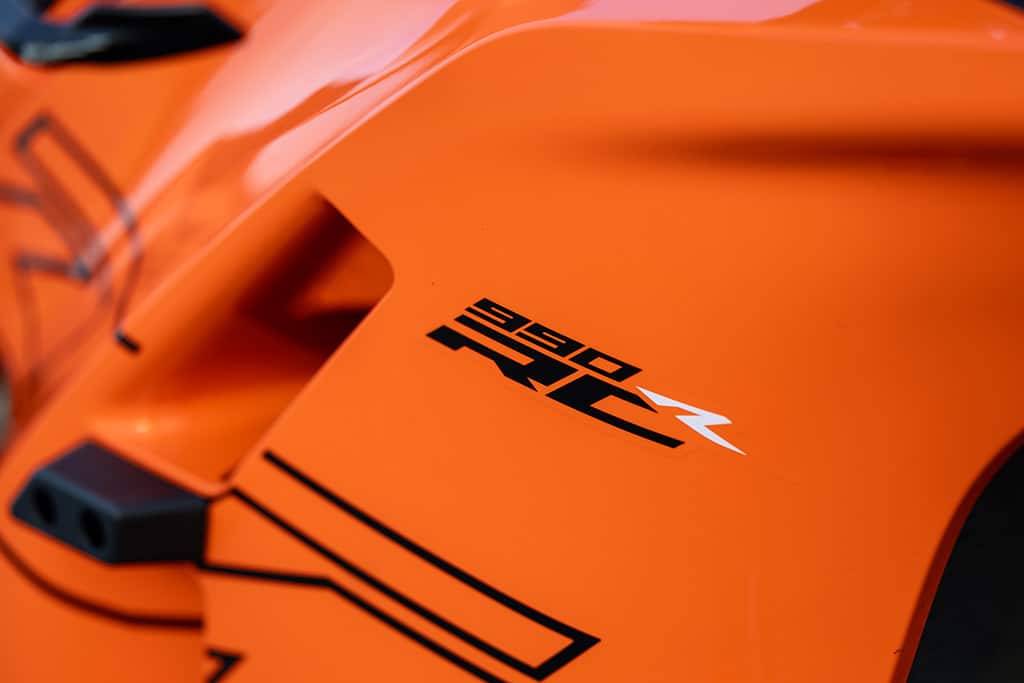 KTM 2026 990 RC R