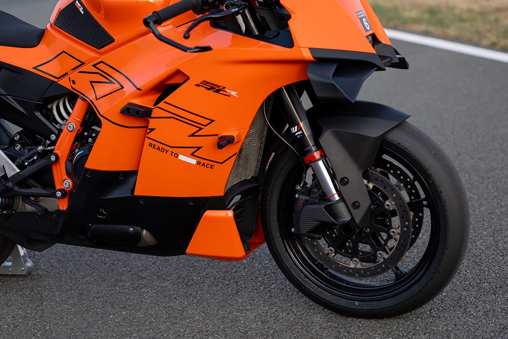 KTM 2026 990 RC R
