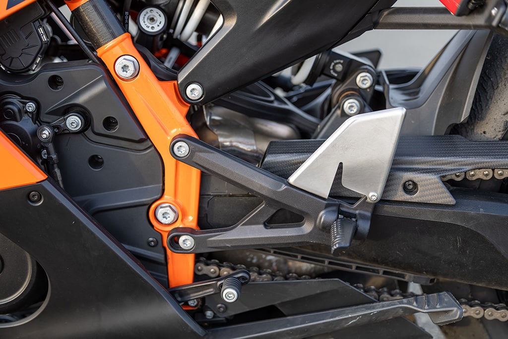 KTM 2026 990 RC R